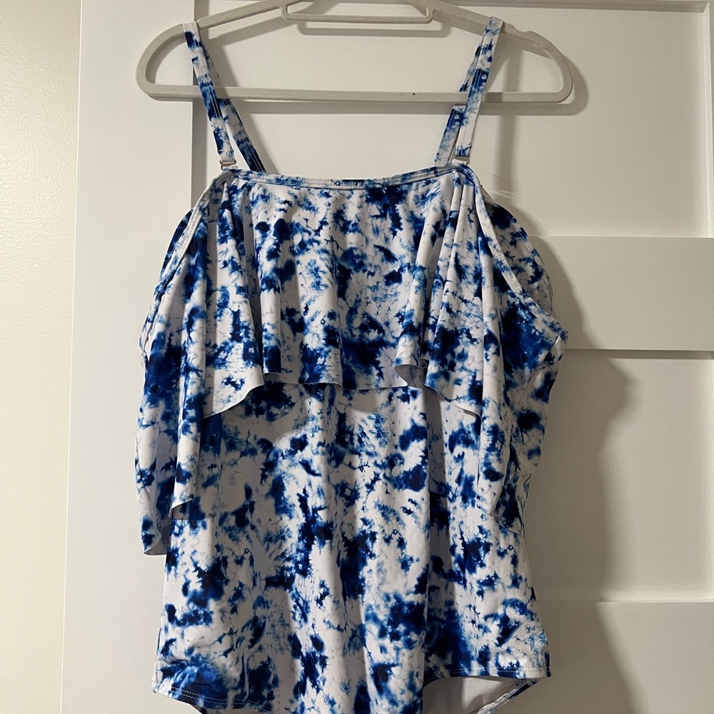Blue and White Tie-Dye Women's Top